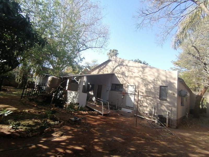 6 Bedroom Property for Sale in Protea Park North West